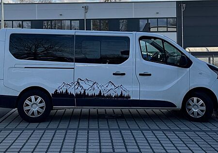 Renault Trafic 9 Sitzer Kamera vorne/hinten