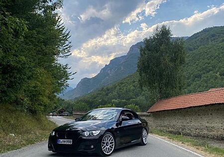 BMW 330i - E93 Cabrio Automatik M-Sportpaket
