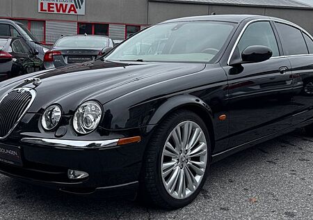 Jaguar S-Type 3L V6 Executive LEDER+AUT+PDC+XEN+SAMMLER