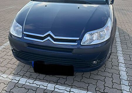 Citroën C4 HDi 110 FAP Style aus 1. Hand