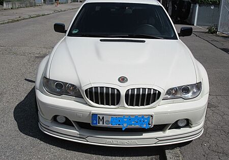 BMW 330i -