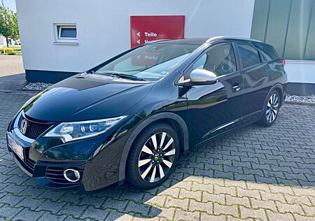 Honda Civic Tourer Exe-LED-AHK-WiRä-TÜV NEU!