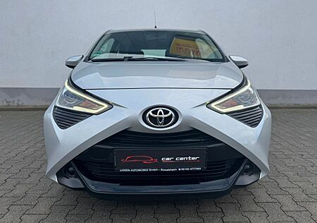 Toyota Aygo (X) Aygo AYGO X-PLAY (CAMERA/NAVI/1.HAND/EURO 6/LED