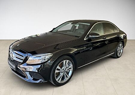 Mercedes-Benz C 300 de SpurH SpurW AkustikGlas Navi LM PDC
