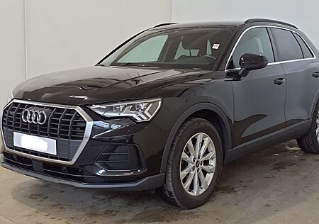 Audi Q3 40 TDI quattro basis