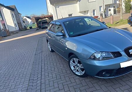Seat Ibiza 1.4 Sport, Tüv neu. Viele Teile neu