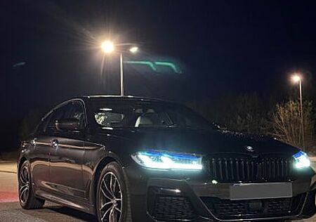 BMW 520d M Paket | Panorama | Laserlicht | Head-