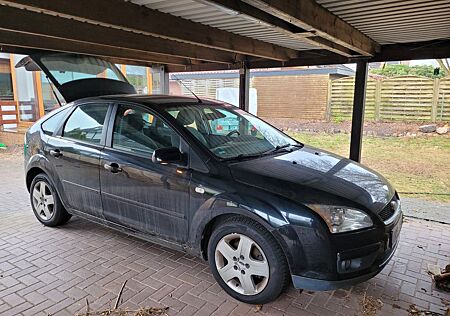 Ford Focus 1,6 Style Style