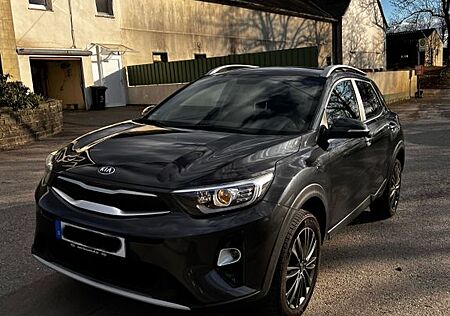 Kia Stonic - Inspektion und TüV bis 09/27