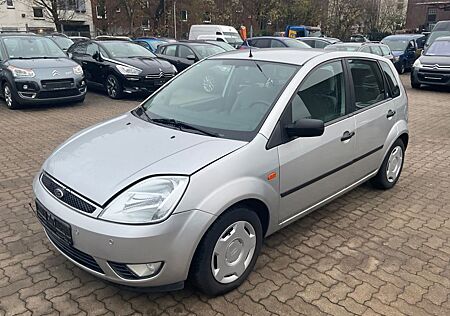 Ford Fiesta Ghia TÜV 12.2025