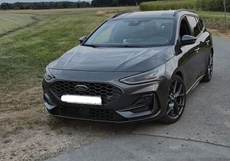 Ford Focus 2,3 EcoBoost ST X Turnier