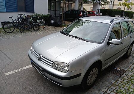 VW Golf Volkswagen variant 2002