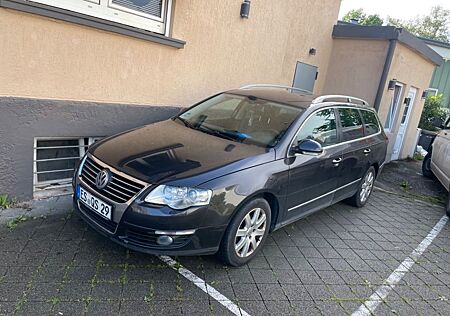 VW Passat Variant Volkswagen 1.4 TSI DSG Highline Variant ...