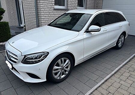 Mercedes-Benz C 220 gebraucht kaufen Mercedes-Benz C 220 C 220d T AHK/ Burm./Totw./ Kamera/ Carplay/Ambie