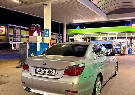 BMW 520i -