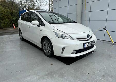 Toyota Prius + 1.8-l-VVT-i Executive Executive
