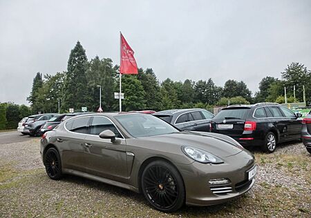 Porsche Panamera 4 S/Aut./Navi/Xenon/Leder/GSD/21-Zoll
