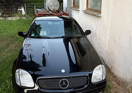 Mercedes-Benz SLK 200 - Cabrio / 8-fach auf Alufelgen / TÜV