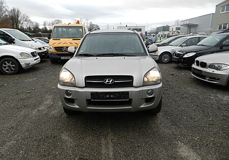 Hyundai Tucson Team 06