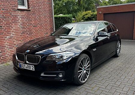 BMW 530d xDrive Touring Standheizung / Service Neu