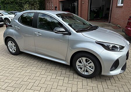Mazda 2 Hybrid VVT-i 116 e-CVT FWD CENTRE-LINE