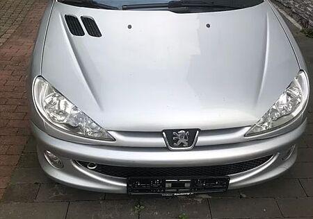 Peugeot 206 CC Filou 110 Filou