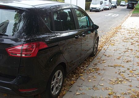 Ford B-Max gebraucht kaufen Ford B-Max 1,0 EcoBoost 74kW S/S Titanium Titanium