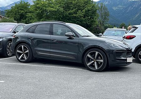 Porsche Macan T Burmester Carbon Vollleder 8x Garantie