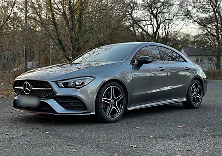 Mercedes-Benz CLA 180 - AMG LINE