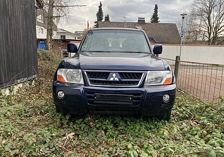 Mitsubishi Pajero 3,5 GDI Elegance