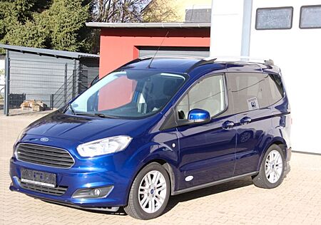 Ford Tourneo Courier Titanium