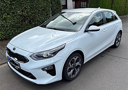 Kia Cee'd / Ceed 1.4 T-GDI DCT Spirit Spirit