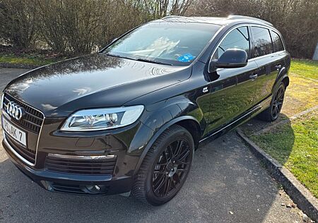 Audi Q7 3.0 TDI quattro s-line
