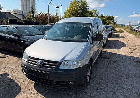 VW Caddy Volkswagen Live. TÜV NEU
