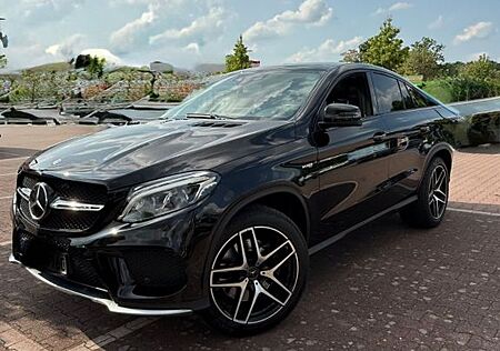 Mercedes-Benz GLE 43 AMG Mercedes-AMG GLE 43 4MATIC Merced...