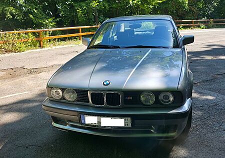 BMW 520 i
