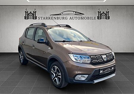 Dacia Sandero II Stepway Celebration/1 Hand/Navi