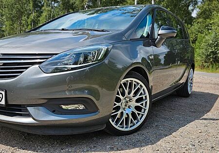 Opel Zafira Tourer