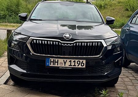Skoda Karoq 1.0l TSI TOUR TOUR