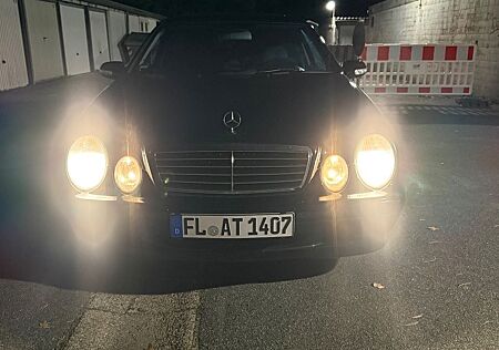 Mercedes-Benz CLK 200 KOMPRESSOR AVANTGARDE Avantgarde