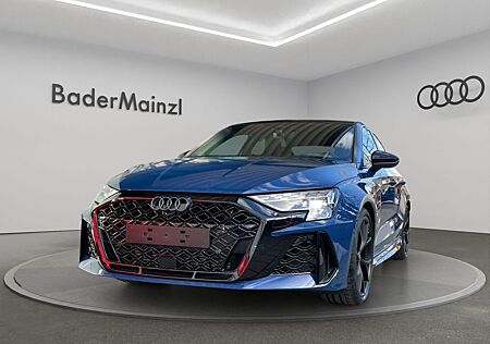 Audi RS3 RS 3 Limousine 294(400) kW(PS) S tr onic