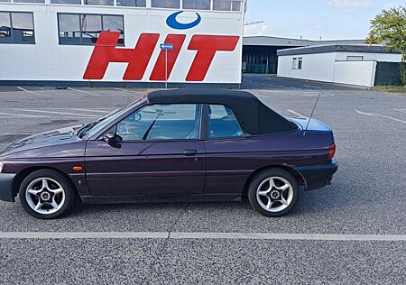 Ford Escort Cabrio Ghia Edition (MK7)