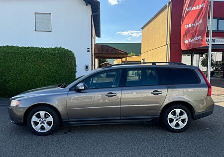 Volvo V70 Kombi Kinetic Automatik