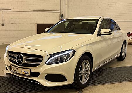 Mercedes-Benz C 200 C Limousine CGI*Tüv+Garantie