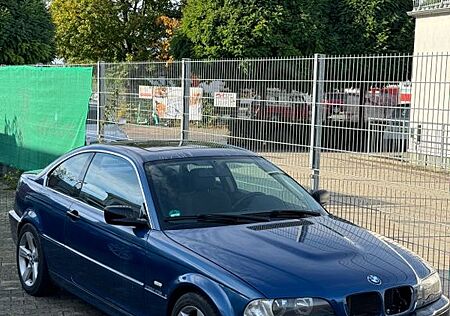 BMW 330Ci -