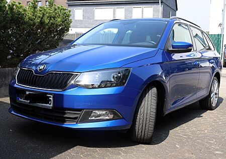 Skoda Fabia 1.2l TSI 66kW Combi Style