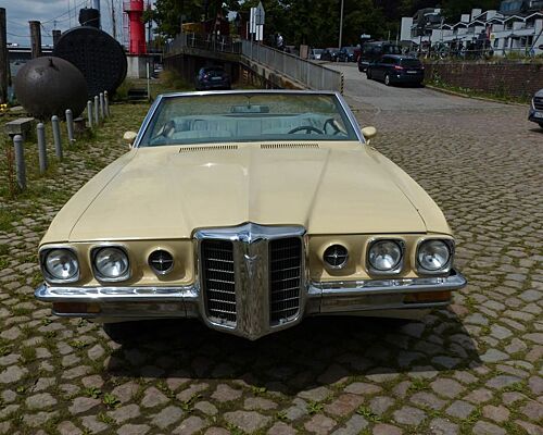 Pontiac Bonneville