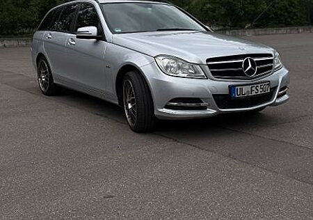 Mercedes-Benz C 180 CDI T -