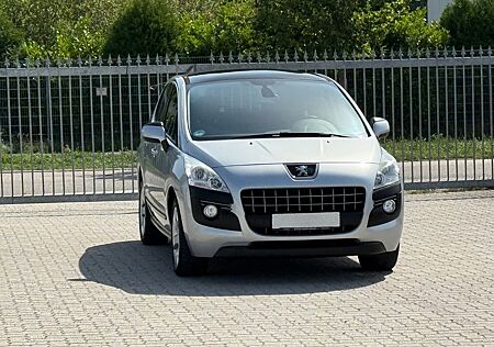 Peugeot 3008 1.6 Active/1.HAND/PANO/TEMP./PDC/TOP