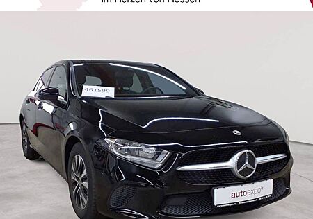Mercedes-Benz A 180 d Style NAVI Klimaaut. PDC
